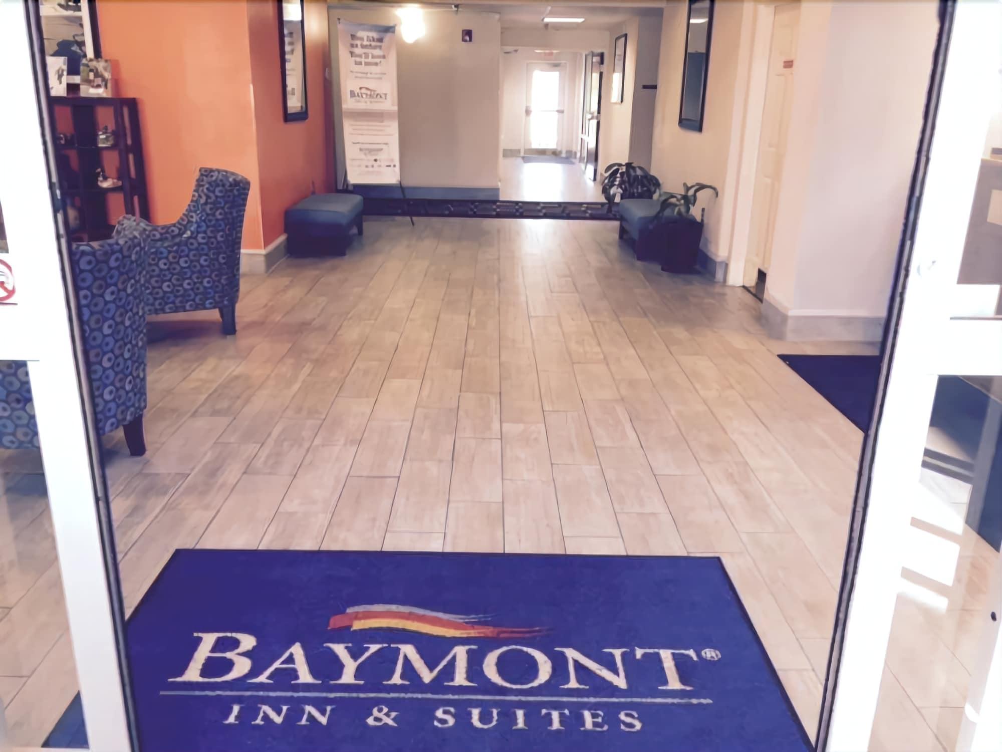 Baymont By Wyndham Montgomery South Екстер'єр фото